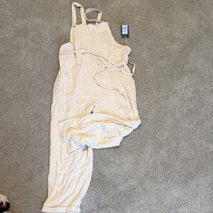 Universal Thread Beige Jumpsuit with Straps